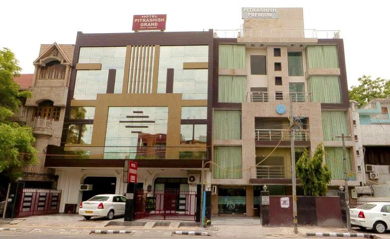 Pitrashish Grand And Premium Hotell Delhi  Exteriör bild